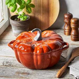 Staub 南瓜造型铸铁锅 3.5 qt.